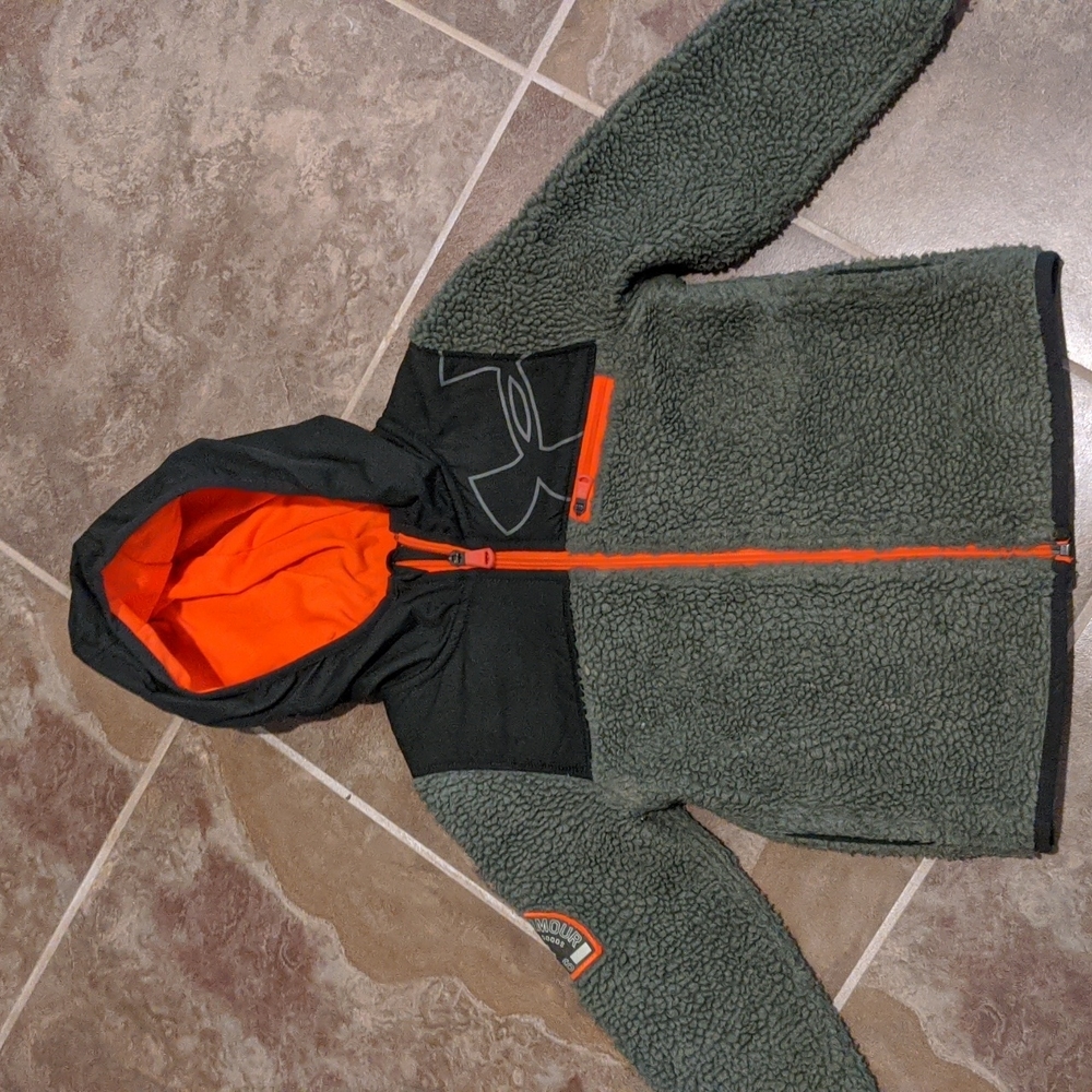 Under Armour size 4 boys jacket